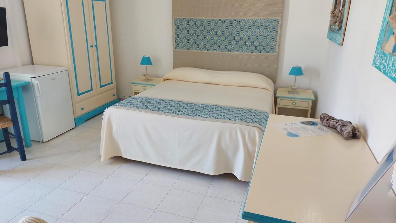 Hotel Canne Al Vento Santa Teresa Gallura Buitenkant foto