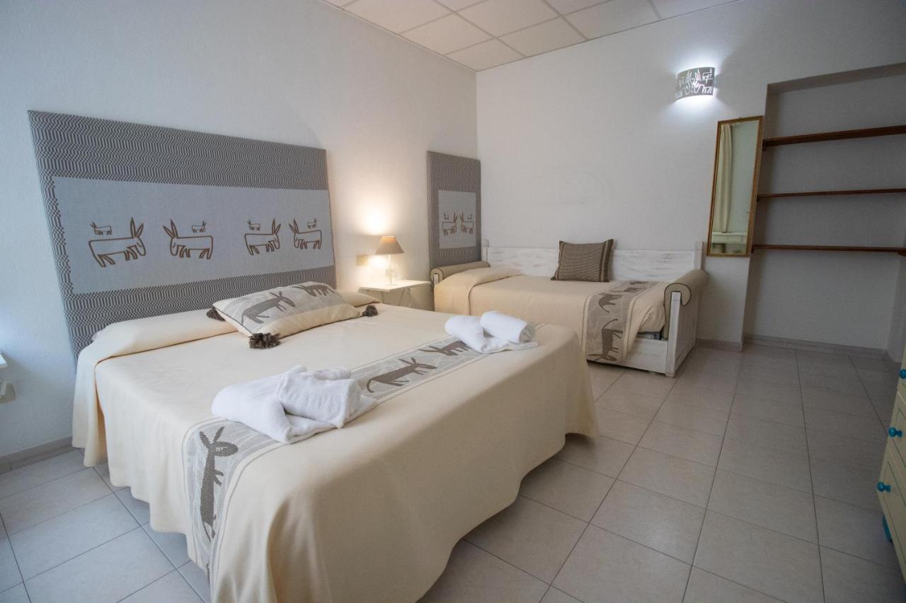 Hotel Canne Al Vento Santa Teresa Gallura Buitenkant foto