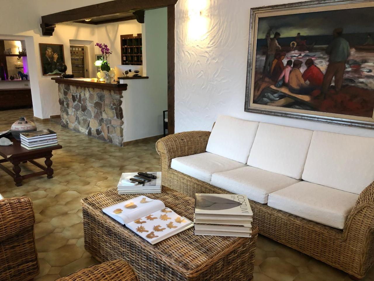 Hotel Canne Al Vento Santa Teresa Gallura Buitenkant foto