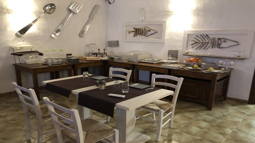 Hotel Canne Al Vento Santa Teresa Gallura Buitenkant foto